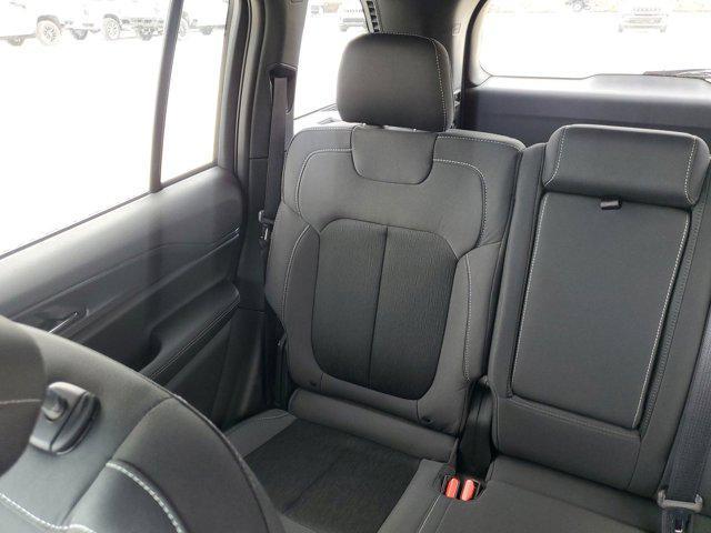 new 2025 Jeep Grand Cherokee car, priced at $40,625