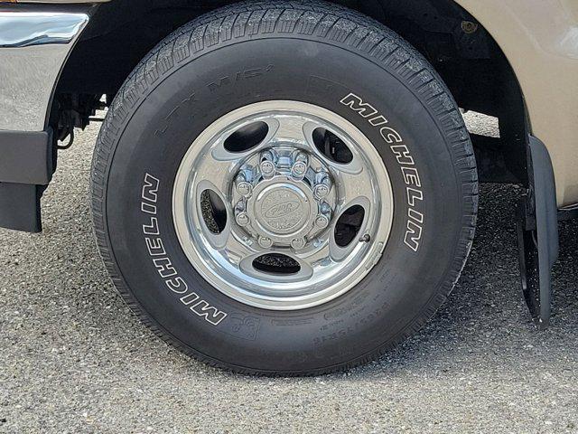 used 2000 Ford Excursion car, priced at $24,999