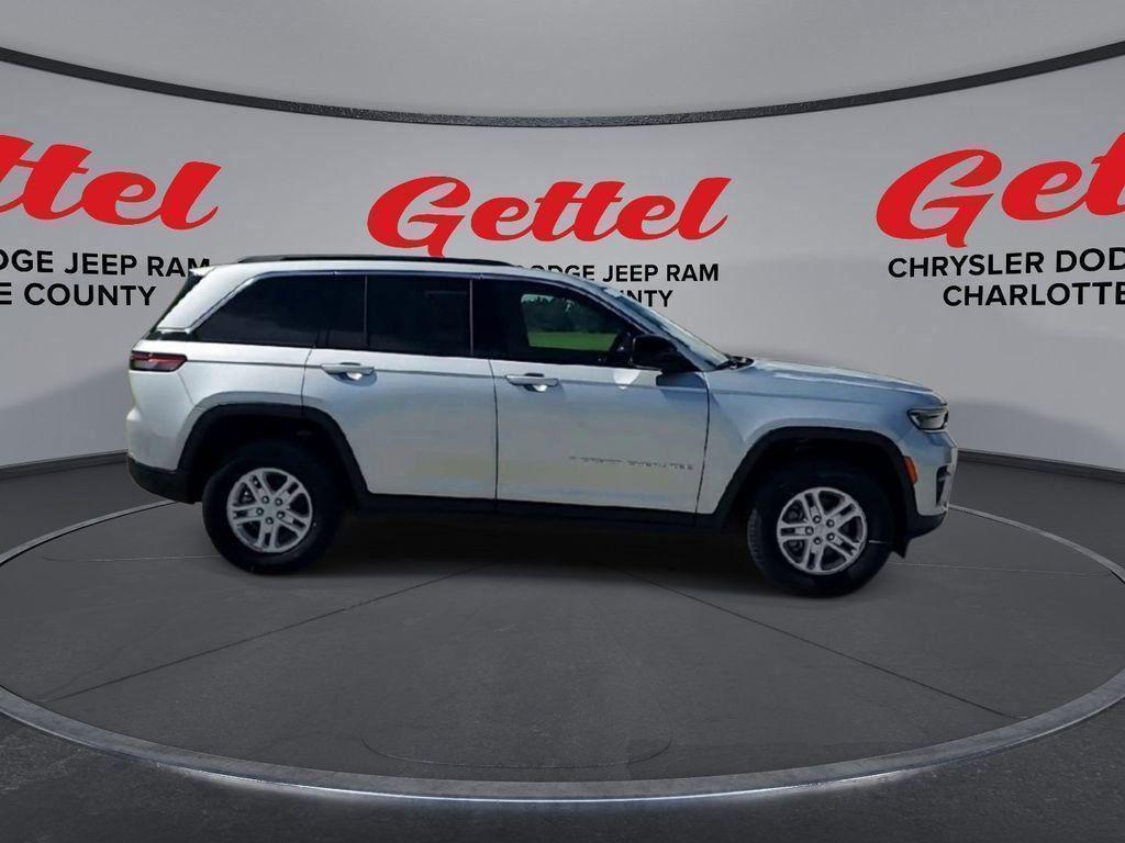 new 2025 Jeep Grand Cherokee car, priced at $29,111