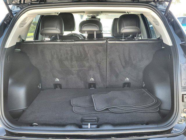 used 2022 Jeep Compass car, priced at $18,854