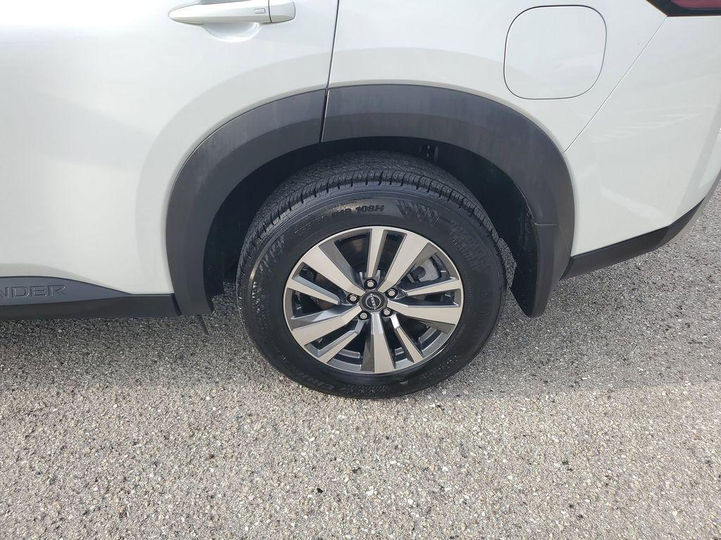 used 2025 Nissan Pathfinder car, priced at $36,499