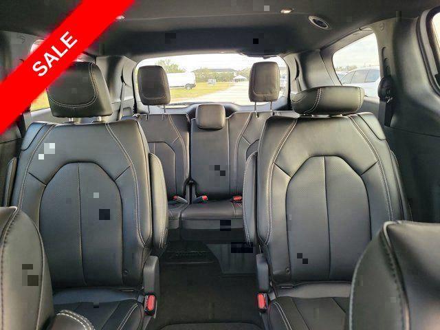 new 2025 Chrysler Pacifica car, priced at $40,078