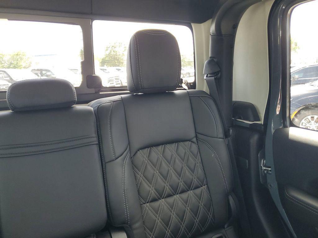 new 2025 Jeep Gladiator car, priced at $80,852
