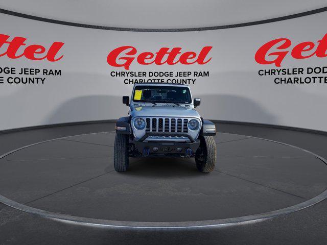 used 2022 Jeep Gladiator car, priced at $30,841