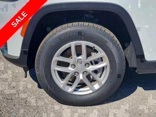 new 2025 Jeep Grand Cherokee L car, priced at $33,834