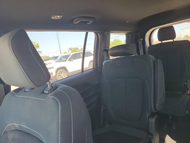 new 2025 Jeep Grand Cherokee L car, priced at $42,625