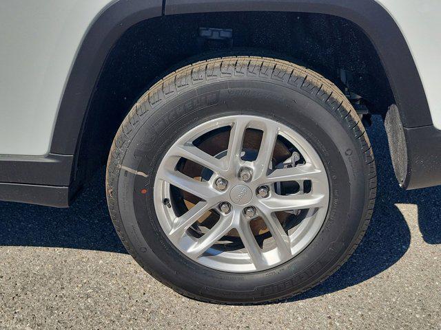 new 2025 Jeep Grand Cherokee L car, priced at $42,625