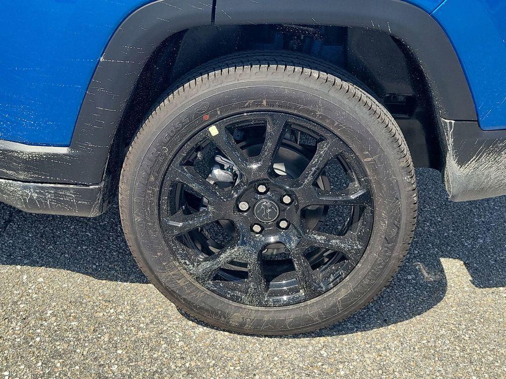 new 2026 Jeep Compass car, priced at $33,410
