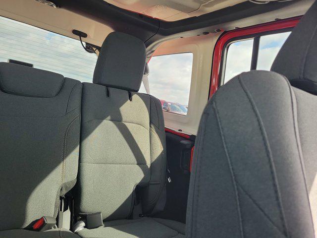 new 2025 Jeep Wrangler car