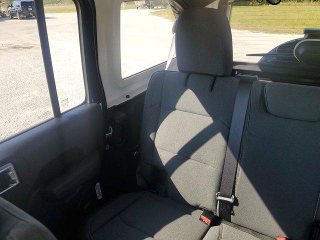 new 2025 Jeep Wrangler car