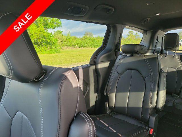 new 2025 Chrysler Pacifica car, priced at $41,328