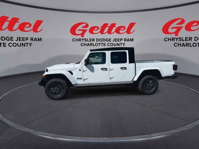 new 2024 Jeep Gladiator car, priced at $42,761