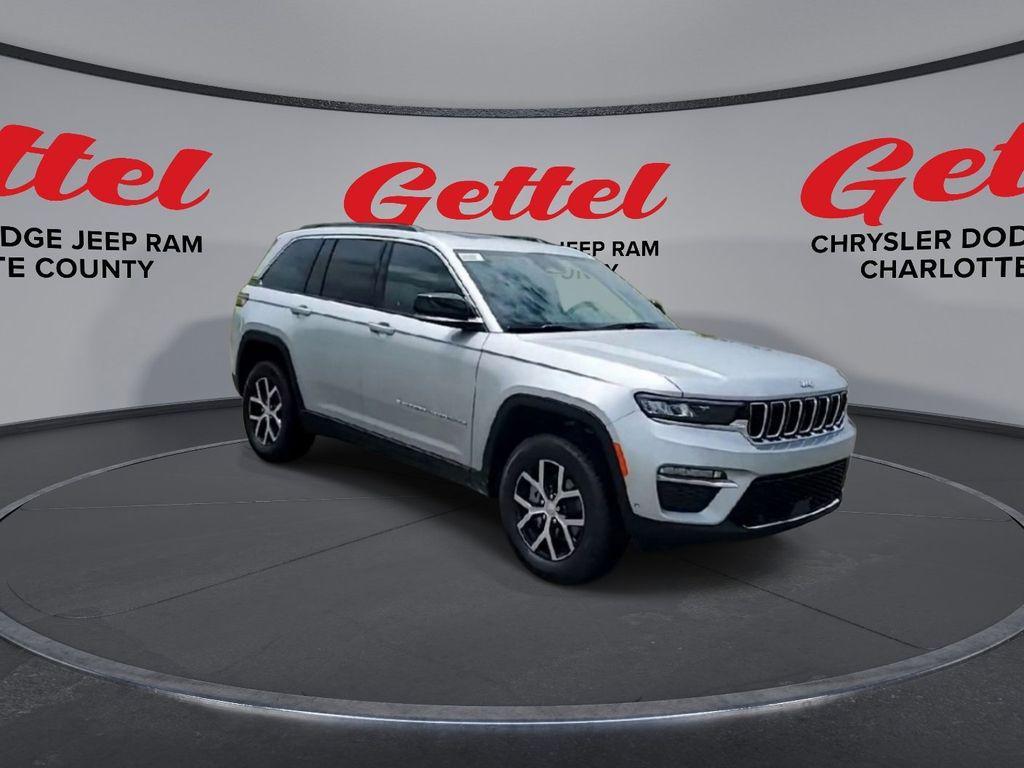 new 2025 Jeep Grand Cherokee car, priced at $44,638