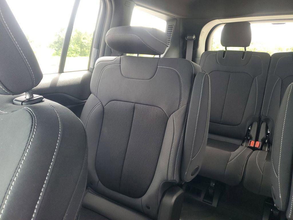 new 2025 Jeep Grand Cherokee L car, priced at $35,461