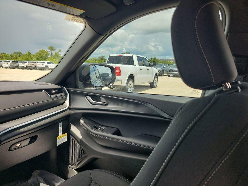 new 2025 Jeep Grand Cherokee L car, priced at $35,461