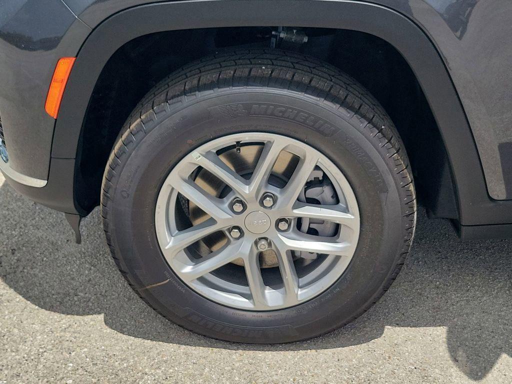 new 2025 Jeep Grand Cherokee L car, priced at $35,461