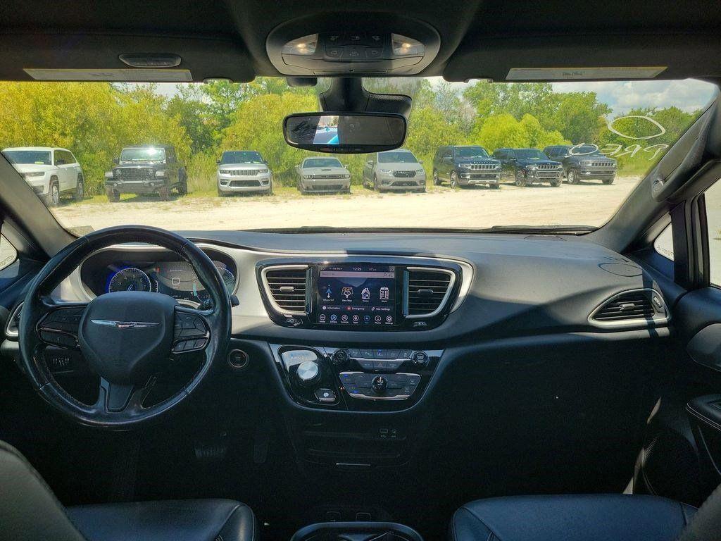 used 2020 Chrysler Pacifica car, priced at $18,799