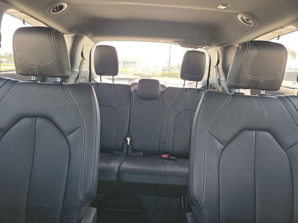 used 2020 Chrysler Pacifica car, priced at $18,799