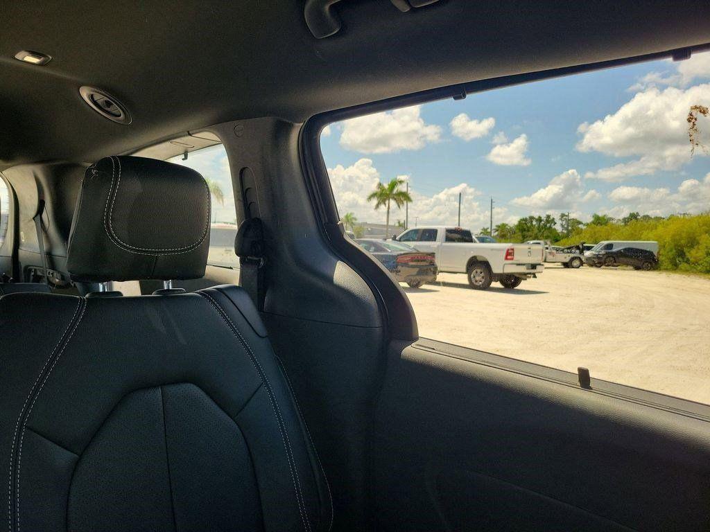 used 2020 Chrysler Pacifica car, priced at $18,799