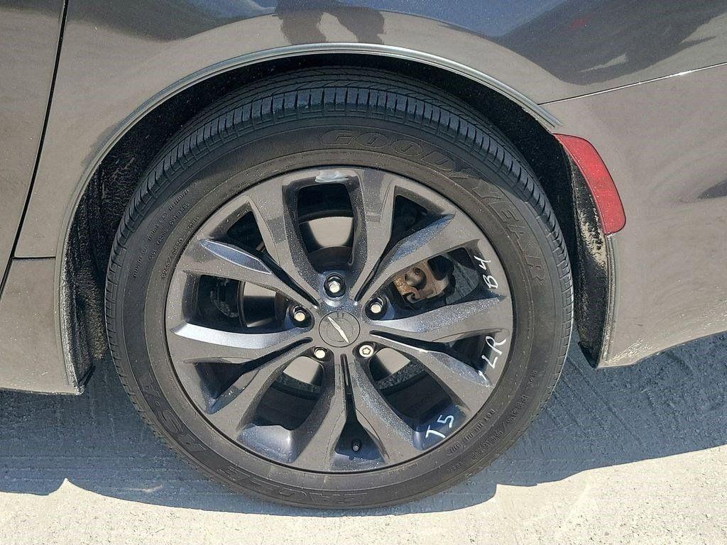 used 2020 Chrysler Pacifica car, priced at $18,799