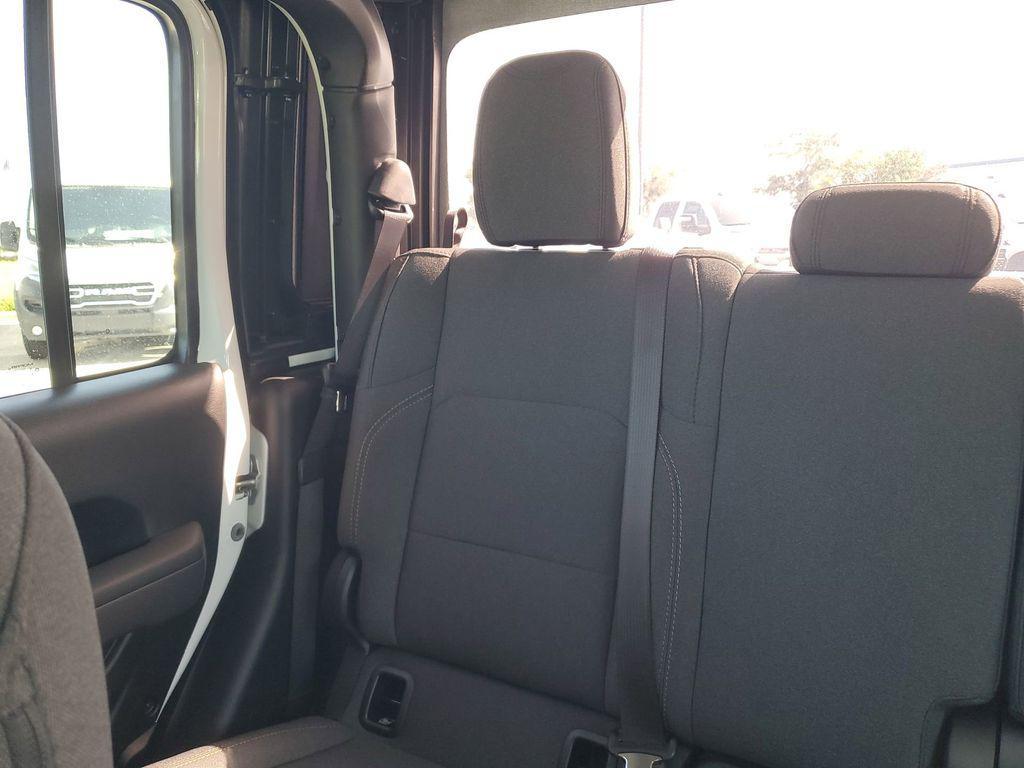 new 2025 Jeep Gladiator car, priced at $39,363
