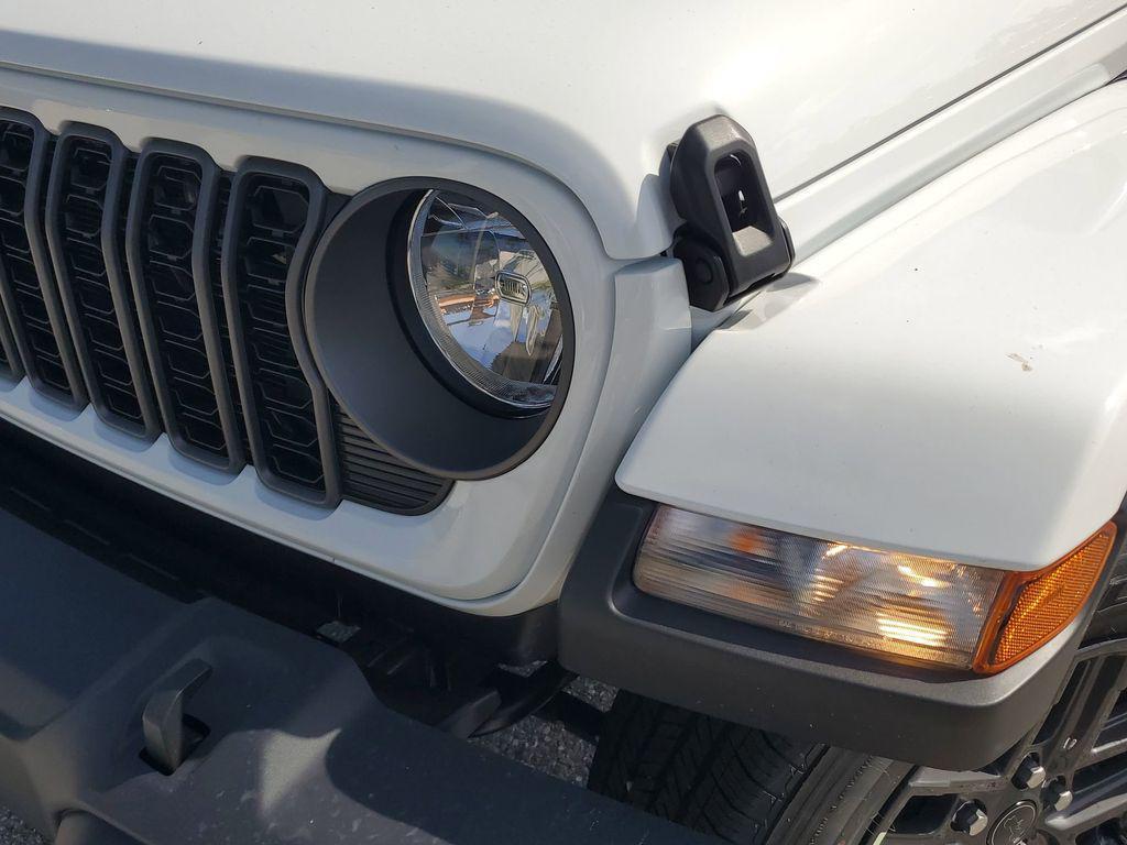 new 2025 Jeep Gladiator car, priced at $39,363