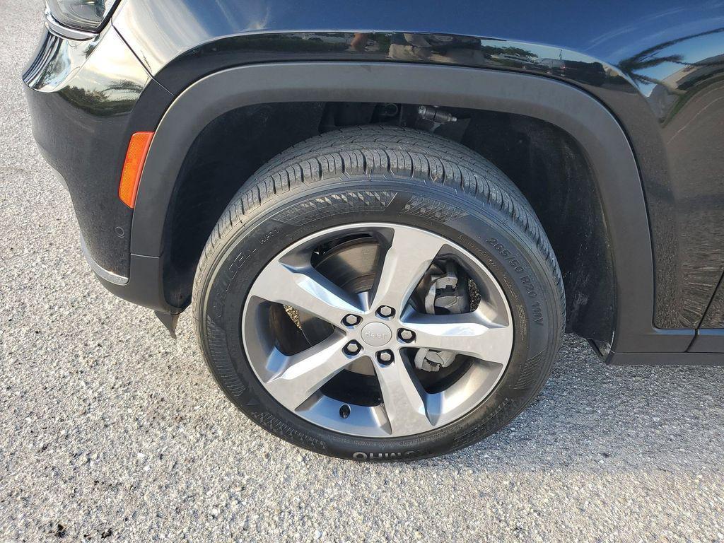 used 2021 Jeep Grand Cherokee L car, priced at $26,299
