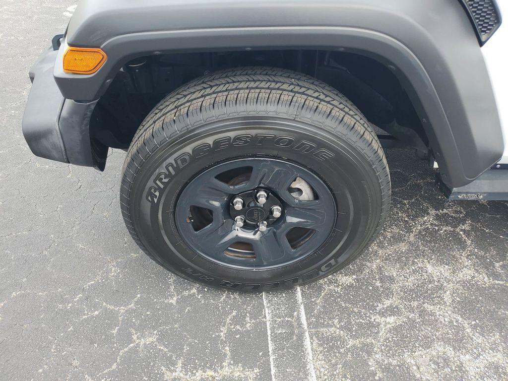 used 2020 Jeep Wrangler Unlimited car, priced at $26,299