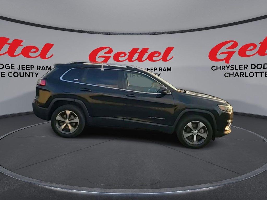 used 2019 Jeep Cherokee car, priced at $13,999