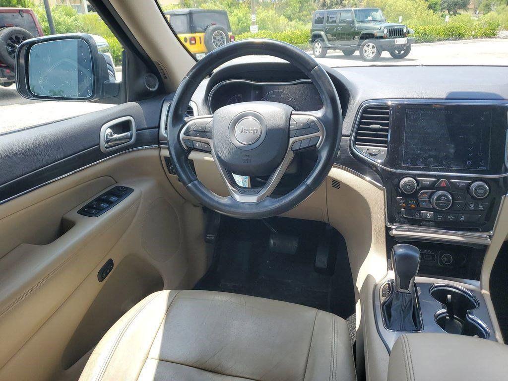 used 2020 Jeep Grand Cherokee car, priced at $18,713