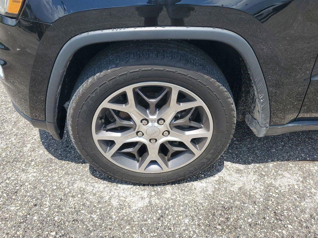 used 2020 Jeep Grand Cherokee car, priced at $18,713