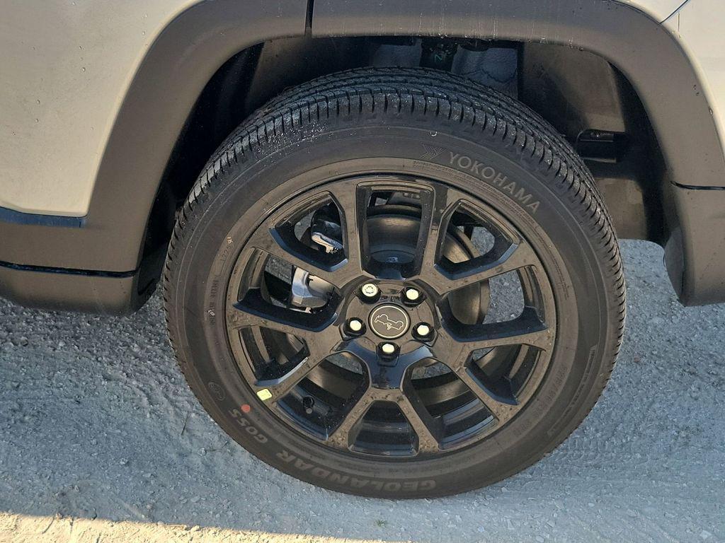 new 2026 Jeep Compass car, priced at $30,740