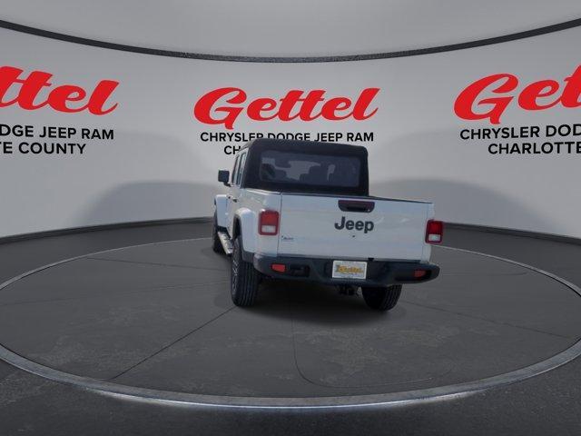 new 2024 Jeep Gladiator car, priced at $43,914