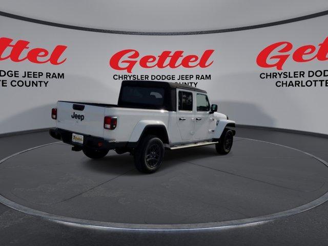 new 2024 Jeep Gladiator car, priced at $43,914