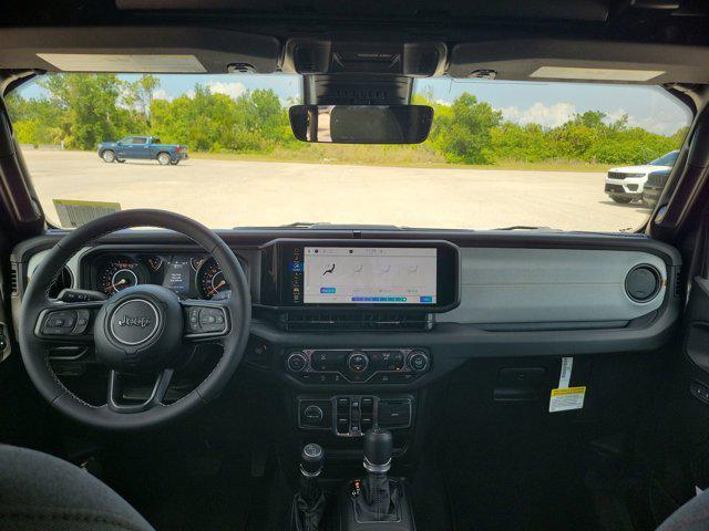 new 2025 Jeep Gladiator car