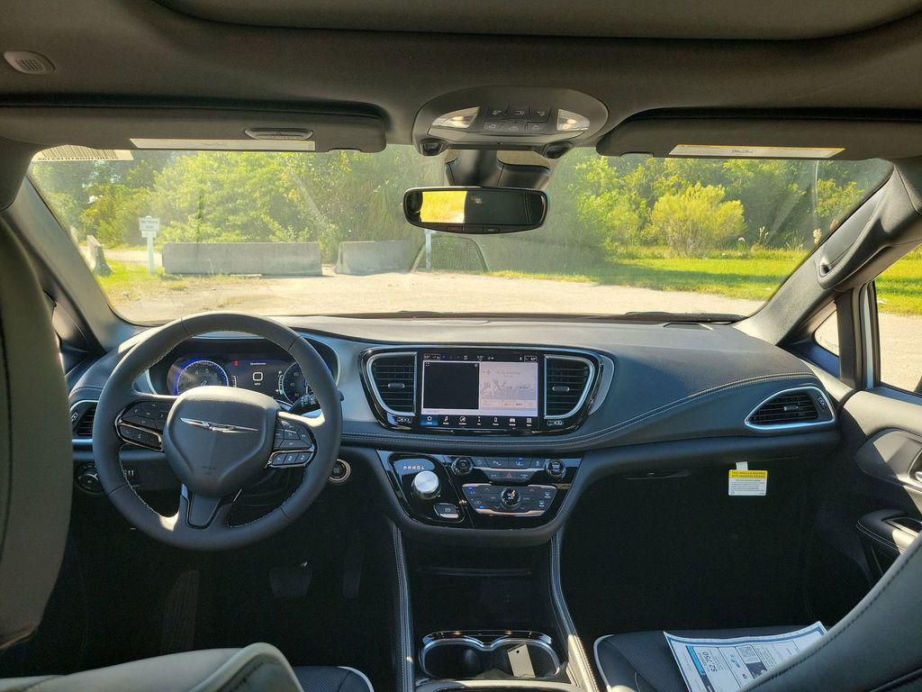 new 2026 Chrysler Pacifica car, priced at $48,783