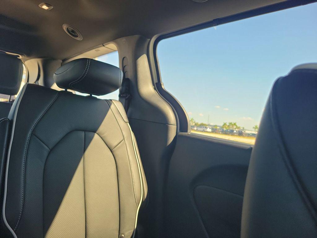 new 2026 Chrysler Pacifica car, priced at $48,783