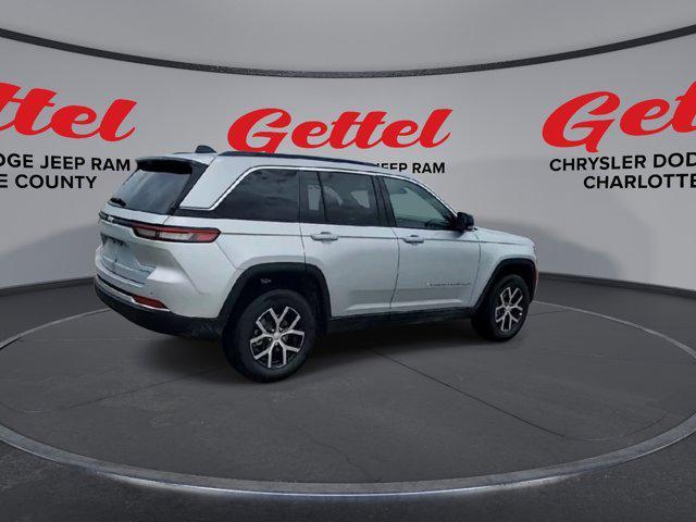 new 2025 Jeep Grand Cherokee car, priced at $50,185