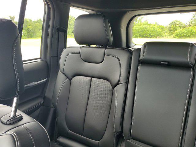 new 2025 Jeep Grand Cherokee car, priced at $50,185