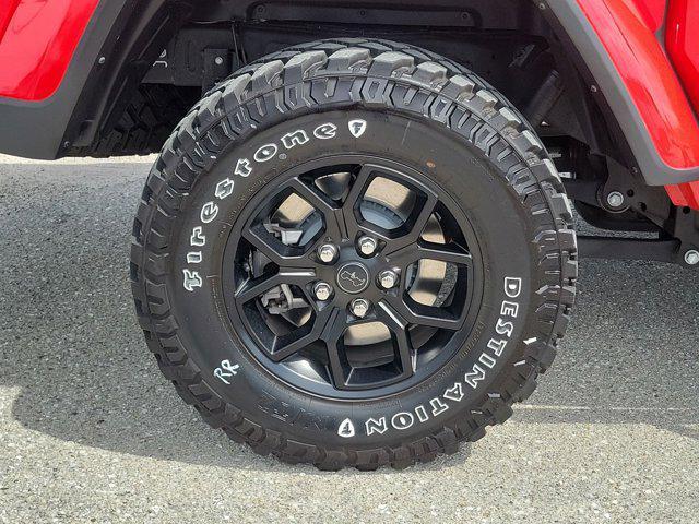 used 2024 Jeep Gladiator car, priced at $42,299