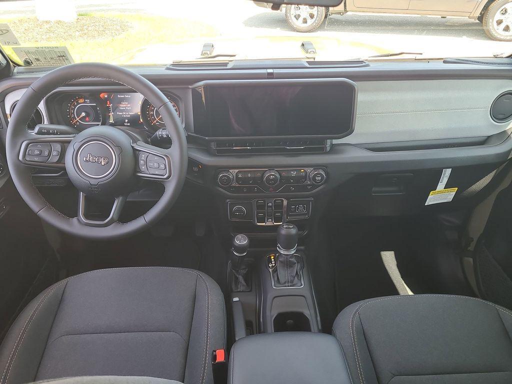 new 2025 Jeep Wrangler car, priced at $44,101