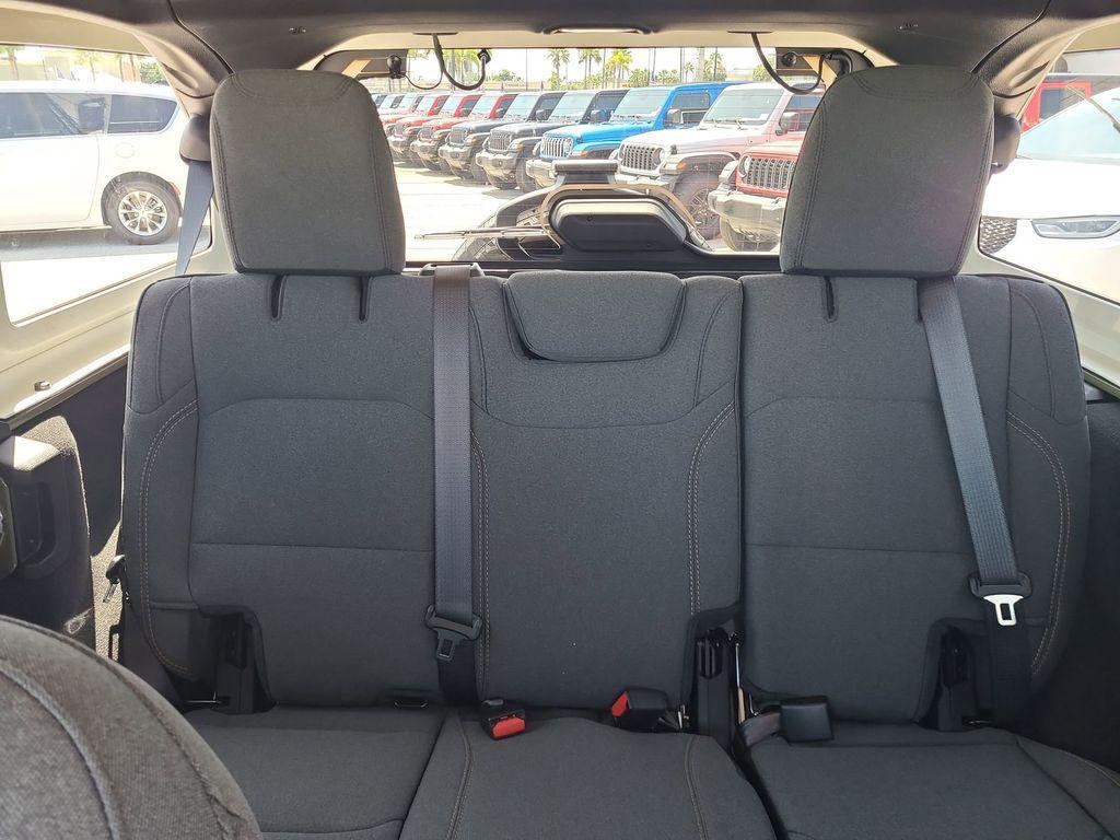 new 2025 Jeep Wrangler car, priced at $44,101