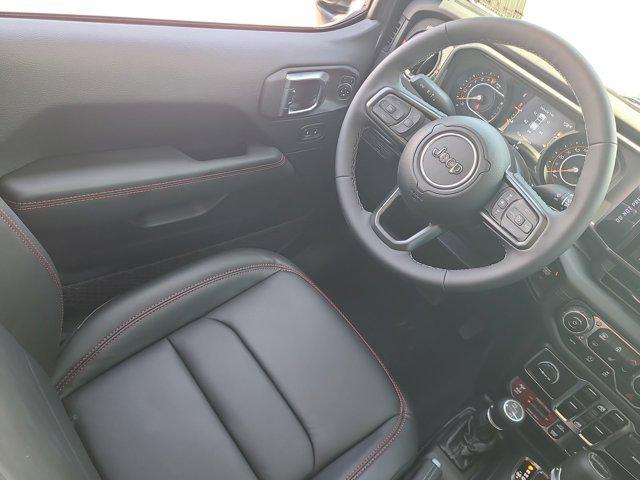 new 2025 Jeep Gladiator car