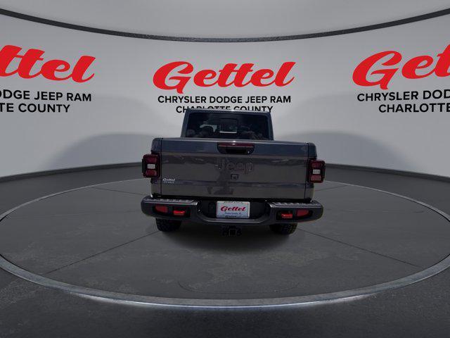 new 2025 Jeep Gladiator car