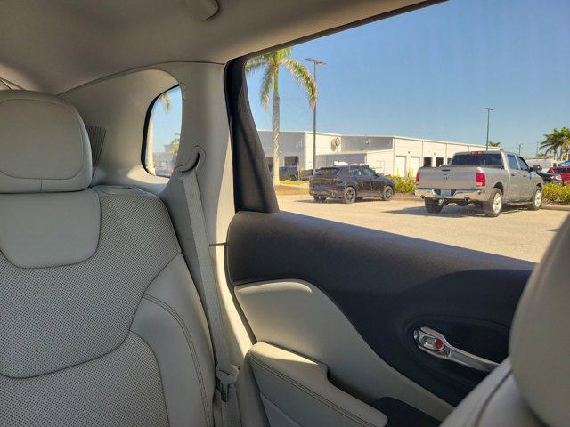 used 2019 Jeep Cherokee car, priced at $16,327