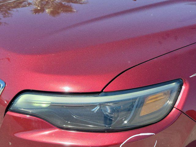used 2019 Jeep Cherokee car, priced at $17,352