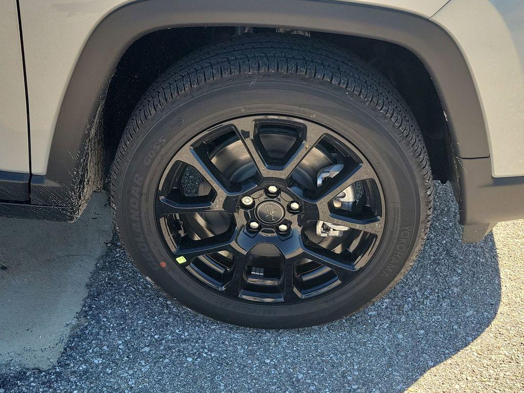 new 2026 Jeep Compass car, priced at $32,910