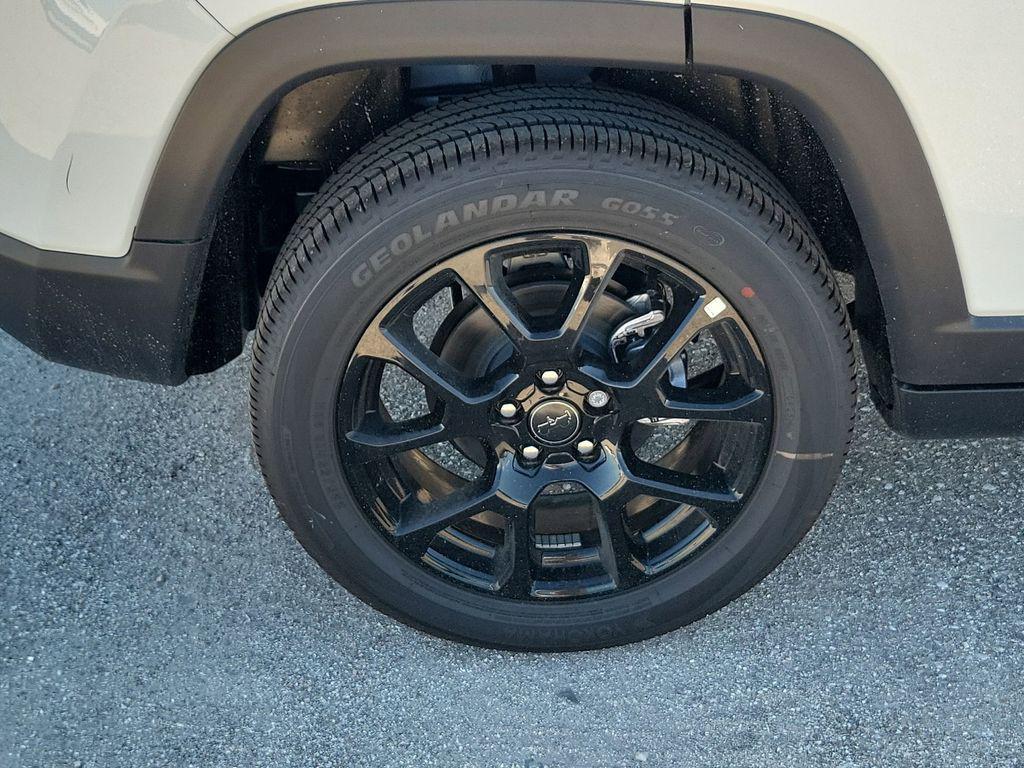 new 2026 Jeep Compass car, priced at $28,174