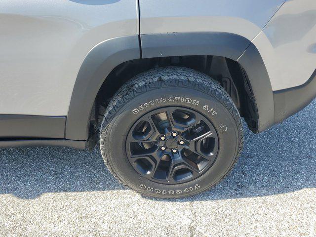 used 2022 Jeep Cherokee car, priced at $22,699