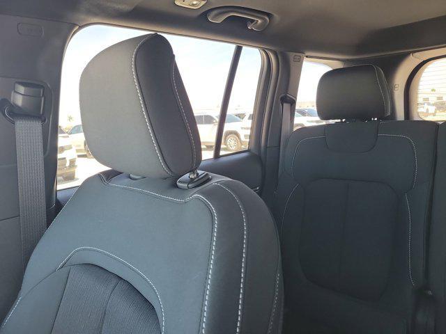 new 2025 Jeep Grand Cherokee car, priced at $43,375